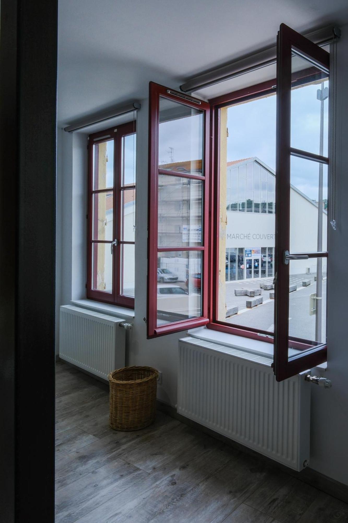 Aux Portes Du Marche Bar-le-Duc Exterior foto